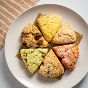 スコーン上から - village Smile